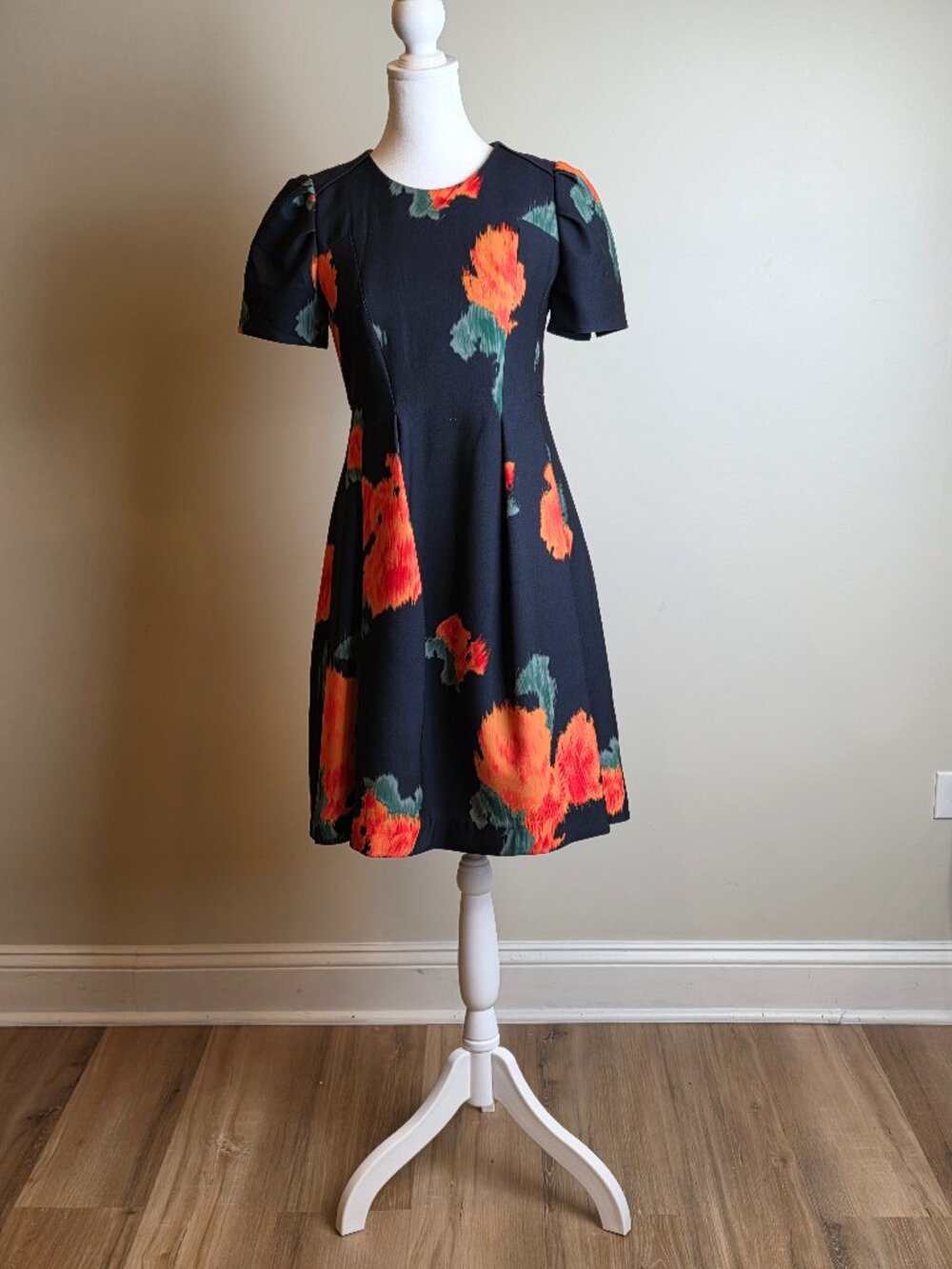 McGinn "Emily" Royal Floral Dress - size 2